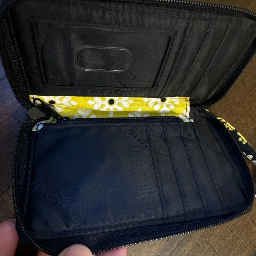 Vera Bradley‎ Accordion Clutch Wallet Baroque NWOT